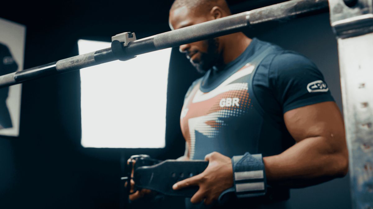 Lifter with STANCE on the bar